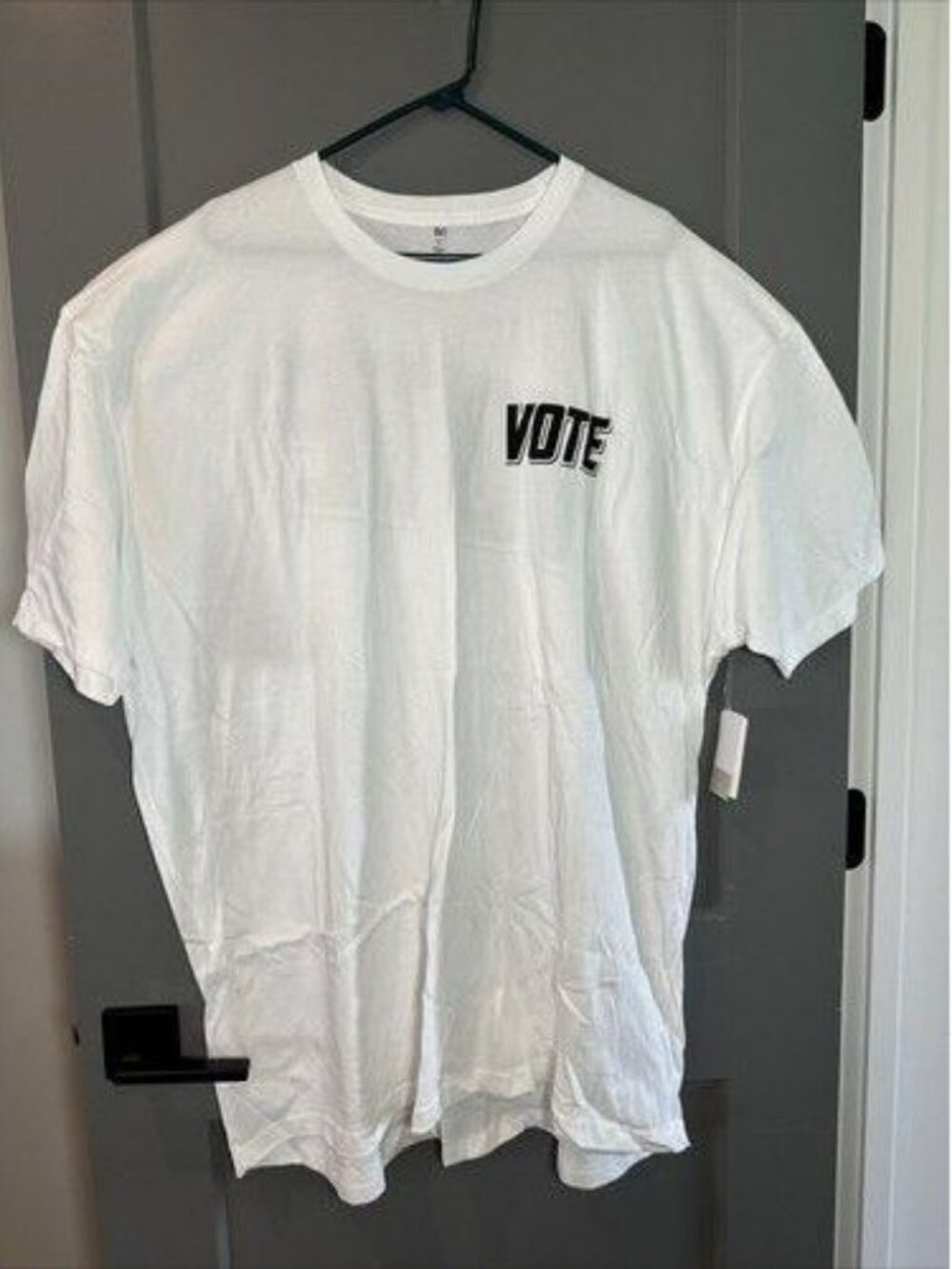 BP  VOTE Collection T-shirt in White size M